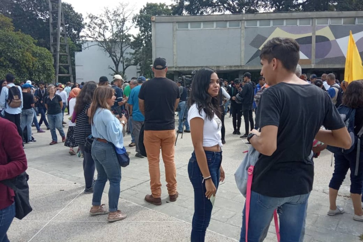 Estudiantes universitarios