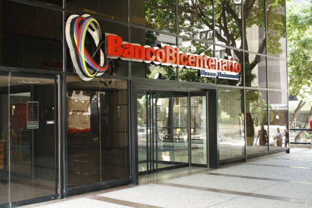Banco Bicentenario permitirá usar tarjetas de débito vencidas