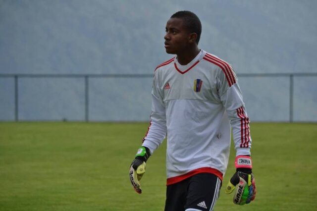 Caracas y Táchira tendrán bajas en el clásico por la Vinotinto sub 20