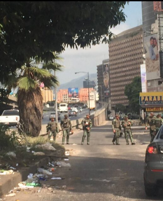 GNB impide el paso hacia El Recreo por la autopista
