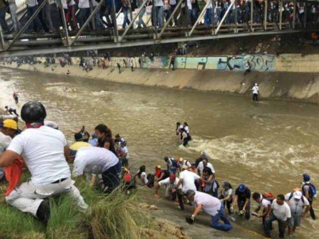 Huida por el Guaire: cuando no tienes otra opción