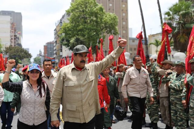 Maduro pide reformar ley de la FANB para dar rango constitucional a la Milicia