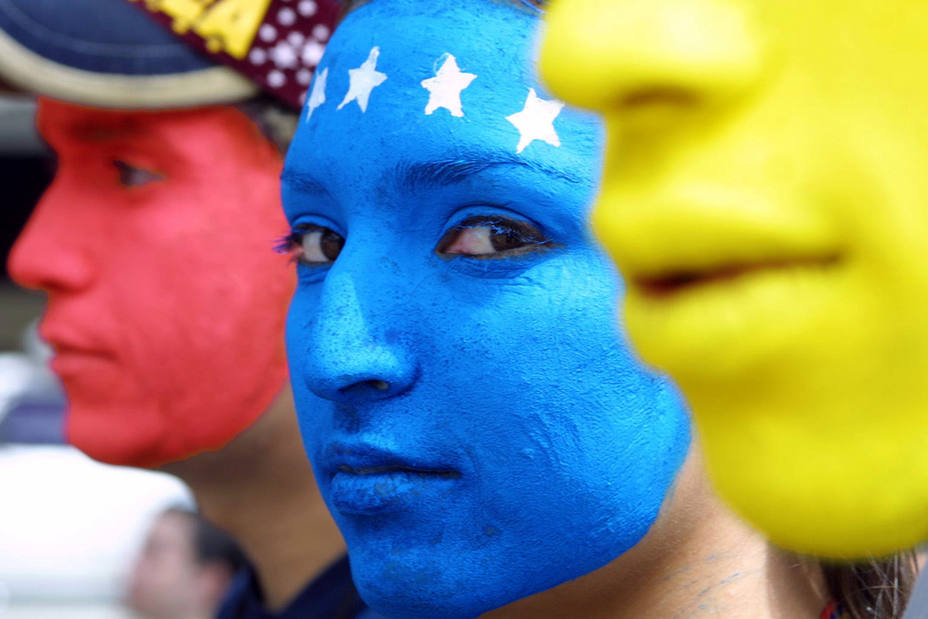 mujeres-exigen-que-respete-estado-derecho-pais_95786.jpg