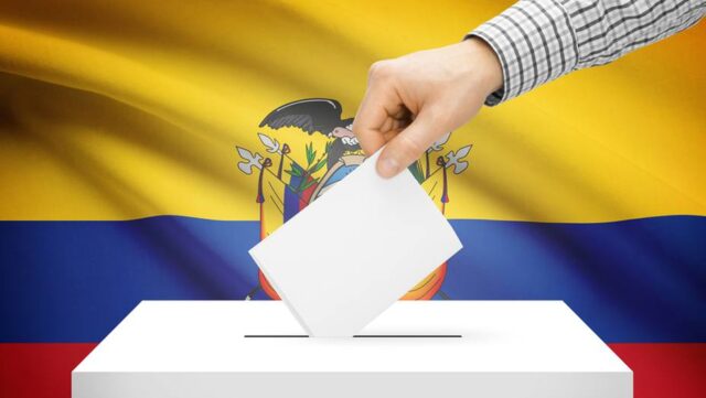 Obispos de Ecuador: "voto a voto,..."