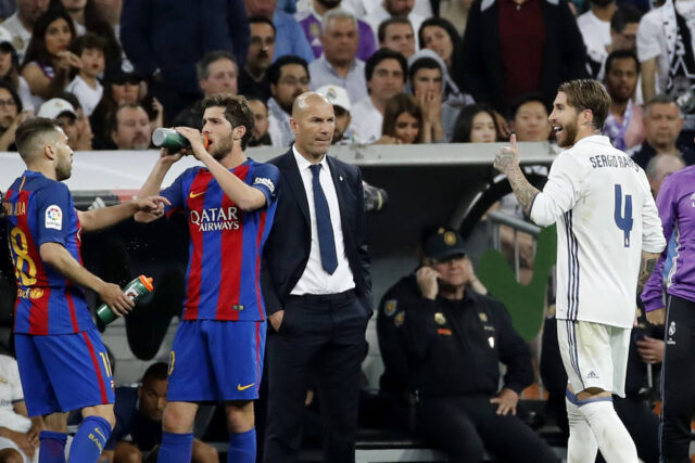 Sergio Ramos arremetió contra Piqué tras ser expulsado