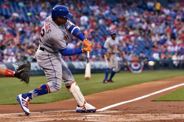 Yoenis Céspedes, primero en la campaña con tres jonrones en un juego