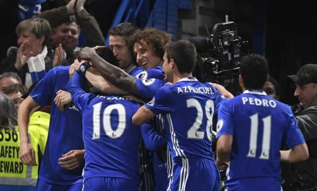 Chelsea se pone a un paso del título