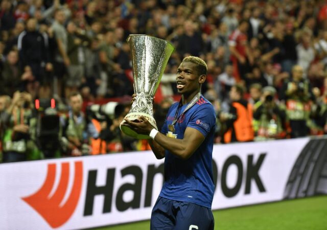 Manchester United alzó el título que le faltaba