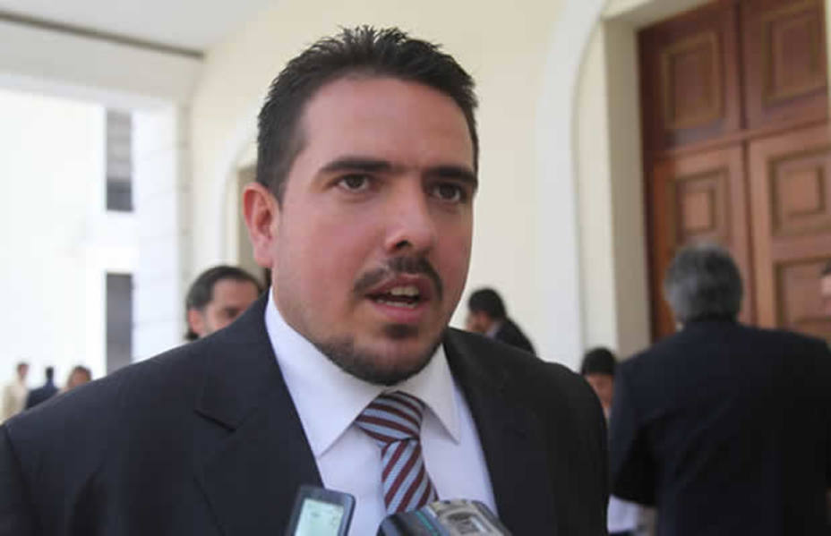 stalin-gonzalez-situacion-del-pais-resuelve-con-voto_182364.jpg