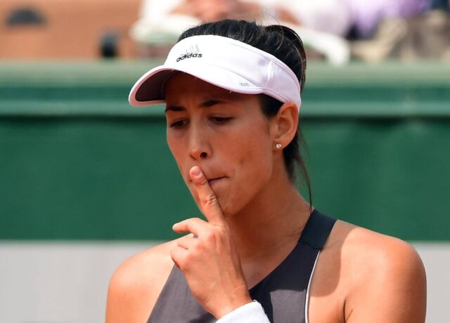 Muguruza se despidió entre lágrimas del Roland Garros