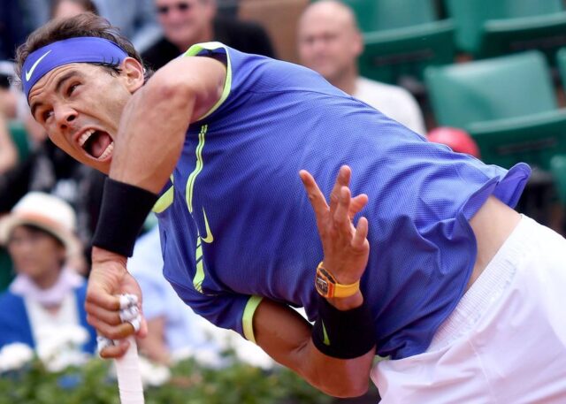 Nadal arrolló para meterse en cuartos de Roland Garros