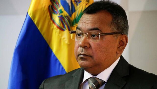 Néstor Reverol dijo que apagón fue por un nuevo ataque al sistema eléctrico