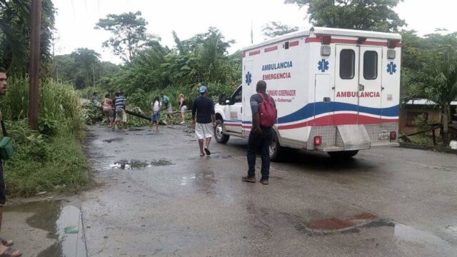 Protestan en Vargas para exigir cajas del CLAP