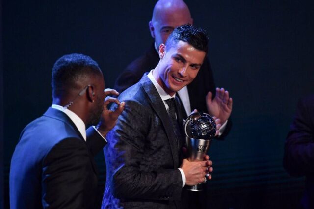 Cristiano Ronaldo alzó por segundo año consecutivo el premio The Best