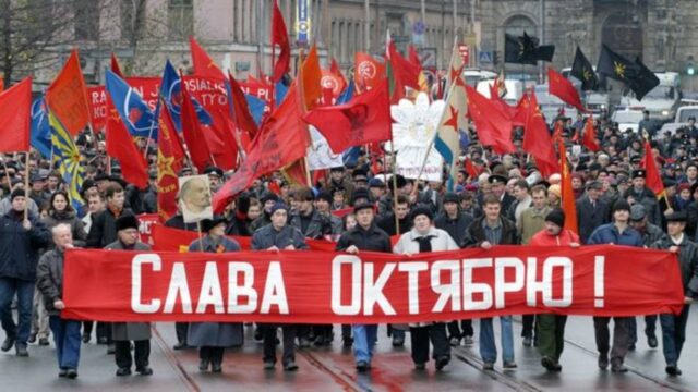 ¿Por qué la Revolución Rusa de octubre se celebra en noviembre?