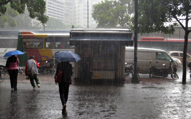 Pronosticaron lluvias débiles e intermitentes para este sábado