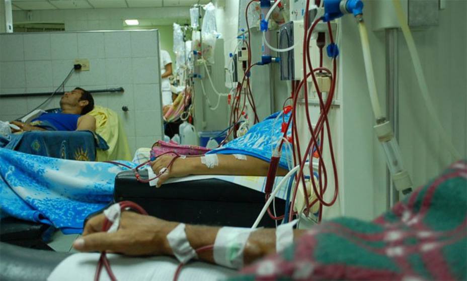 pacientes-hemodialisis-denuncian-falta-personal-hospital-vargas_211680.jpg