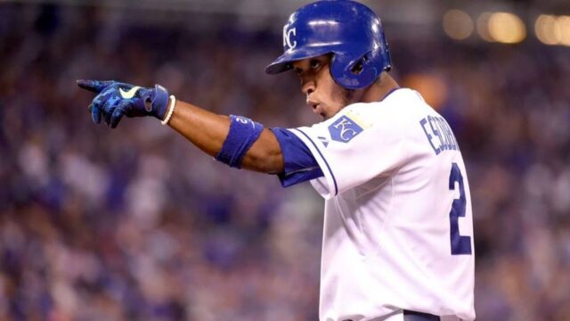 Alcides Escobar probará suerte en Japón con las Golondrinas de Yakult