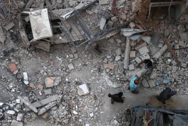 Al menos 15.735 muertos por bombardeos de Rusia en Siria en dos años