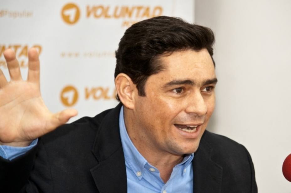 carlos-vecchio-celebro-investigacion-cpi-venezuela_222439.jpg