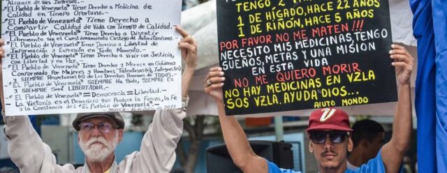 Exigen al gobierno acabar con la agonía de 300.000 pacientes crónicos