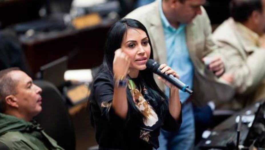 parlamento-venezolano-investigara-muerte-mineros-bolivar_223926.jpg