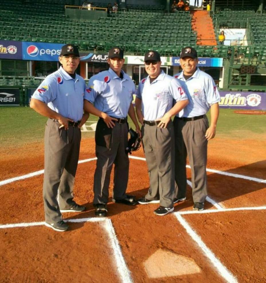 umpire-venezolano-edwin-jimenez-gana-lugar-las-ligas-menores_223079.jpg