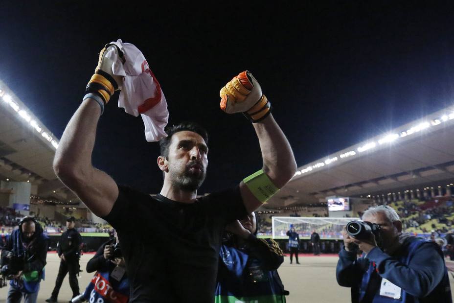 buffon-admite-que-admira-ilimitadamente-cristiano_228832.jpg