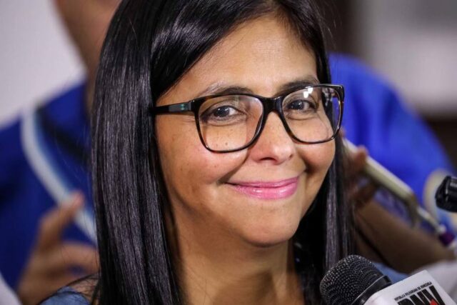 Delcy Rodríguez: "Kuczynski pasará al basural de la historia"