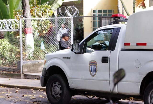 Hallaron dos cadáveres con tiros en la cabeza en Parque Caiza