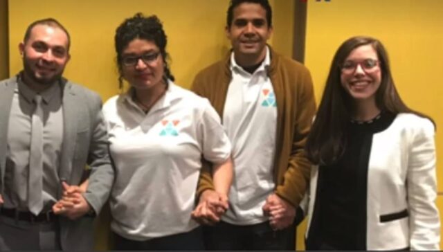 Venezolanos ayudan a migrantes en búsqueda del asilo político en EE UU