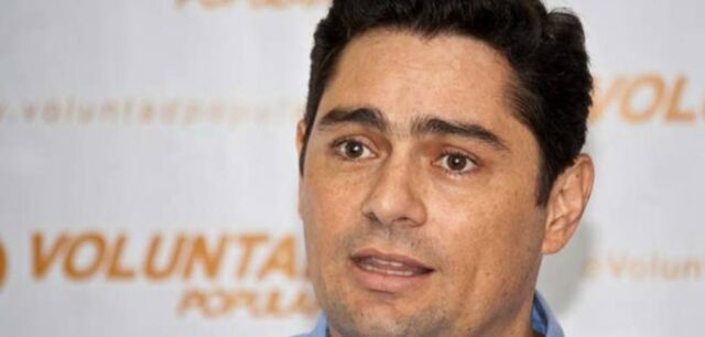 Carlos Vecchio cumplió cuatro años en el exilio