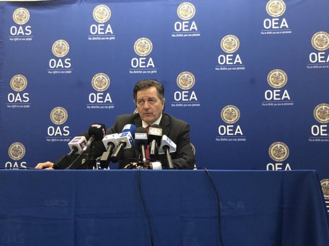 La CPI y más sanciones sobre la mesa contra Maduro