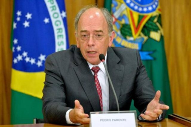 Renunció el presidente de la petrolera estatal de Brasil Petrobras