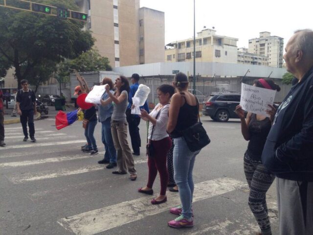 Vecinos de Bello Campo protestaron por falta de agua
