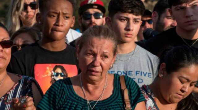 ¿Qué es supremacismo blanco y cuál es su lazo con tiroteos en EE UU?