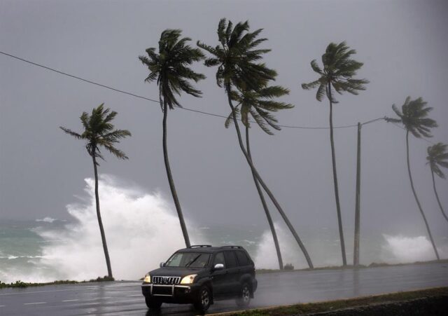 Tormenta tropical Dorian se fortalece mientras se dirige al Caribe