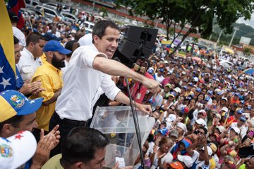 Juan Guaidó convocó a la dirigencia opositora a una jornada de activismo