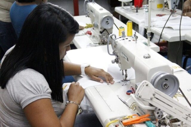 Industria del vestido trabaja a menos de 25% de su capacidad