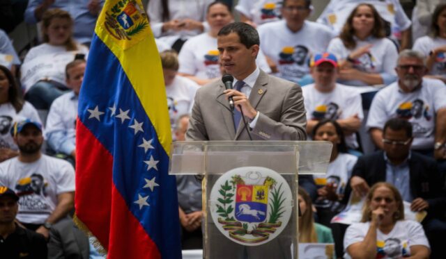 Guaidó se dirigirá al país la noche de este domingo