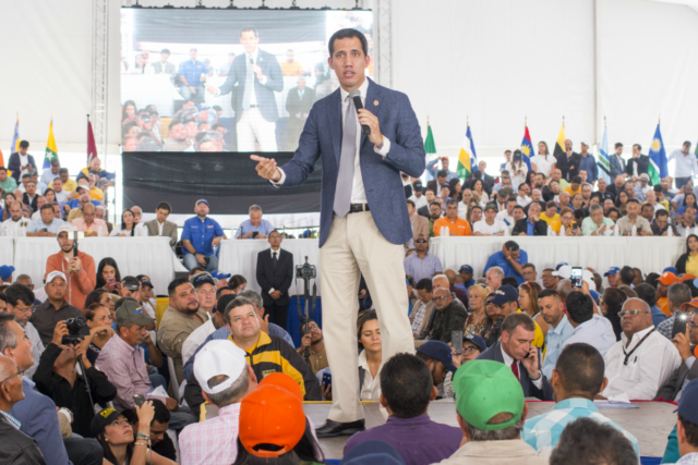 Guaidó: Este fin de semana volvemos a salir a las calles