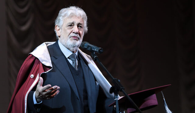 Plácido Domingo afirma que tuvo relaciones sexuales consensuadas