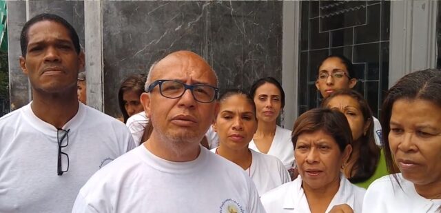 Enfermeros: "Exigimos un sueldo adecuado a las condiciones del país"