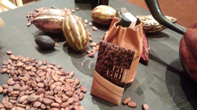 Una tableta de chocolate celebra a Pampero y honra a dos DOC venezolanas