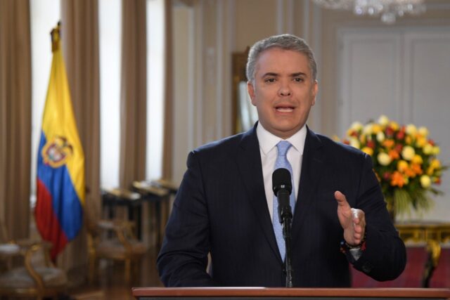 Duque a Maduro: En lugar de comprar misiles que invierta en alimentos