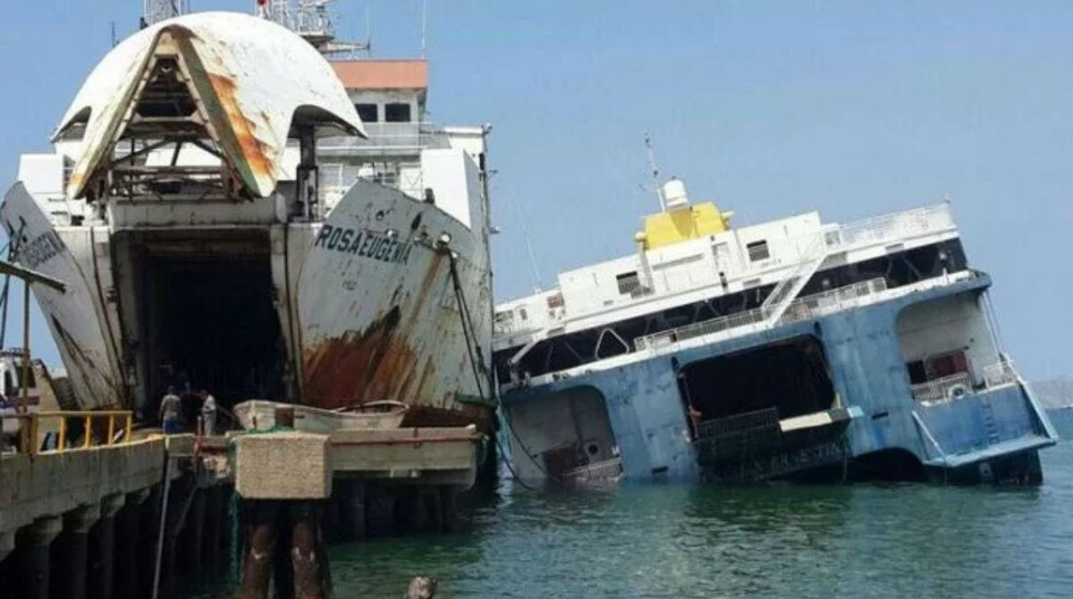 Ferrys en deterioro