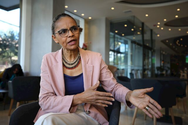 Ex ministra brasileña: Poco compromiso ambiental generó catástrofe en Amazonía