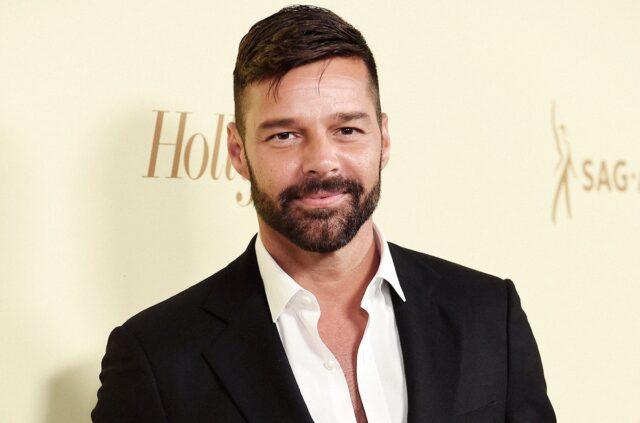 Con una tierna foto, Ricky Martin anuncia el nacimiento de su cuarto hijo
