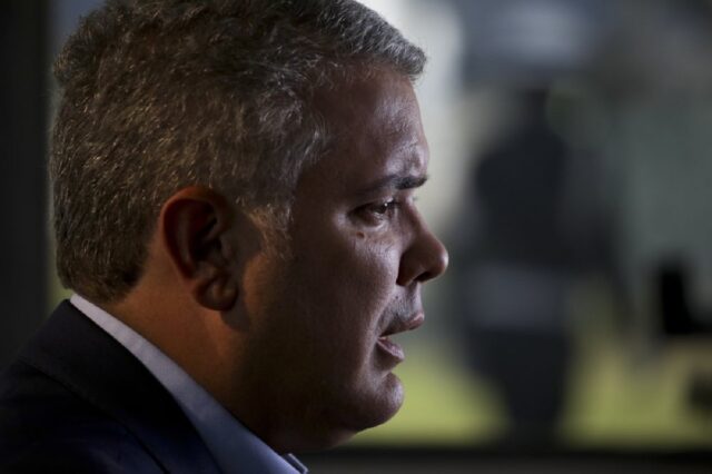 Duque: “Yo resumo a Álvaro Uribe en una palabra: honorabilidad”