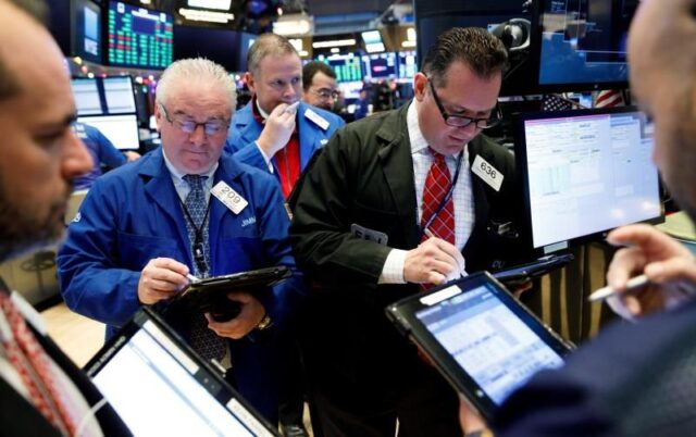 Wall Street cierra mixto y el Dow Jones encadena ocho días de ganancias